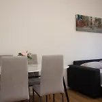 The Beautiful River דירה פיזה